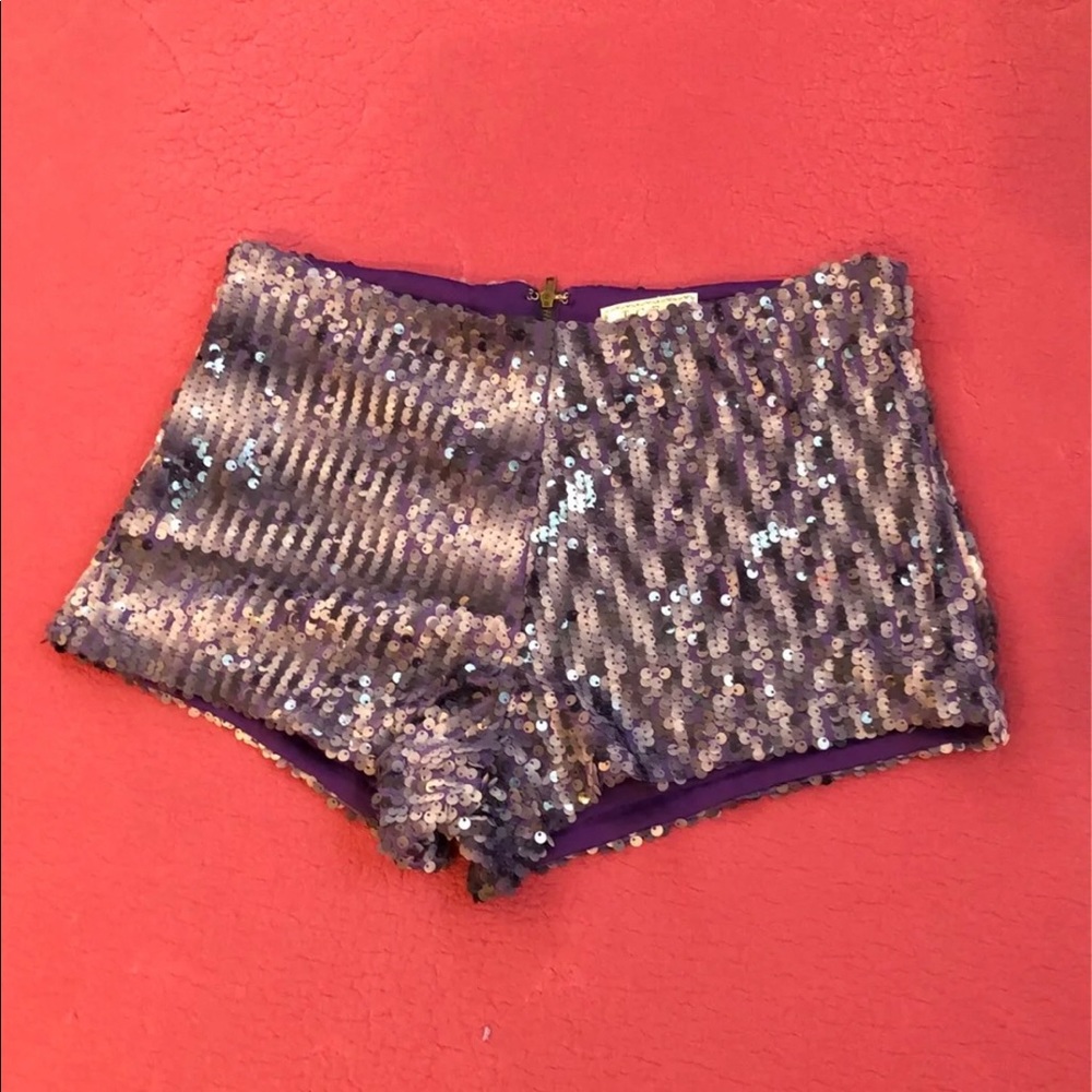 Women new purple sequin short